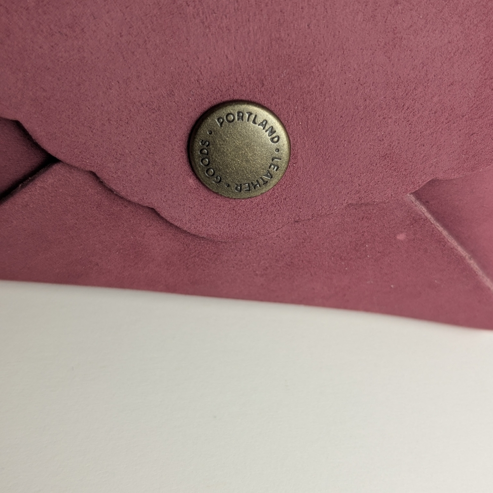 Portland Leather Pink Scalloped Suede Card Wallet - Picture 8 of 13